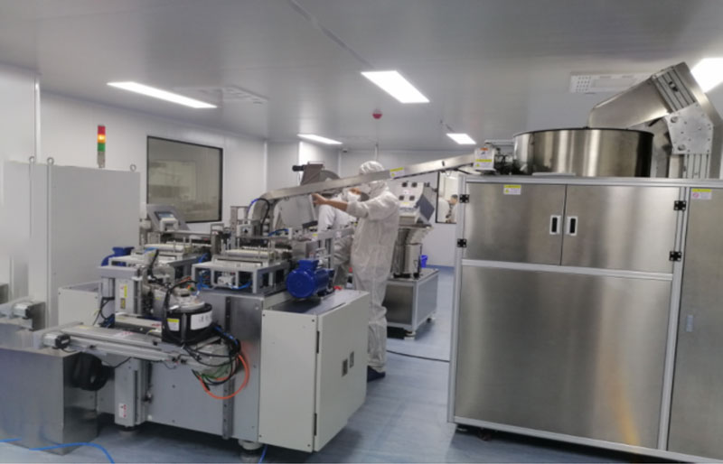 Urine cutting and bottling production equipment Urine cutting and bottling production equipment